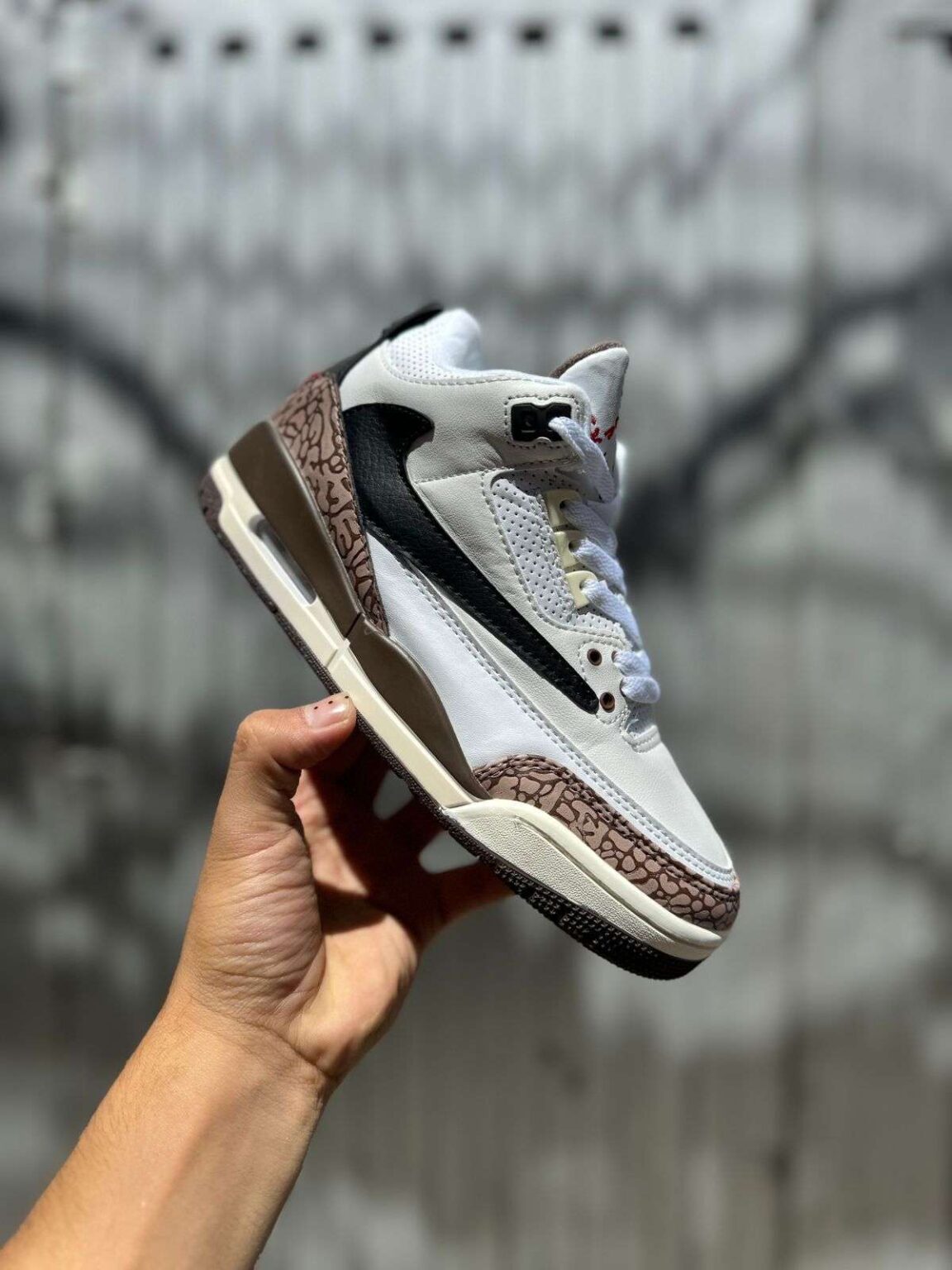 JRDN® 3 Retro "Mocha"