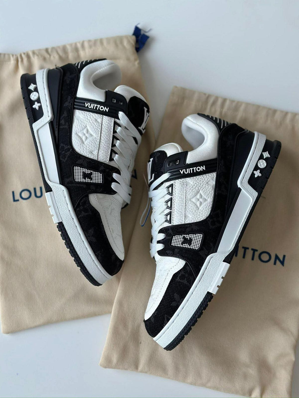 LV® TRAINER