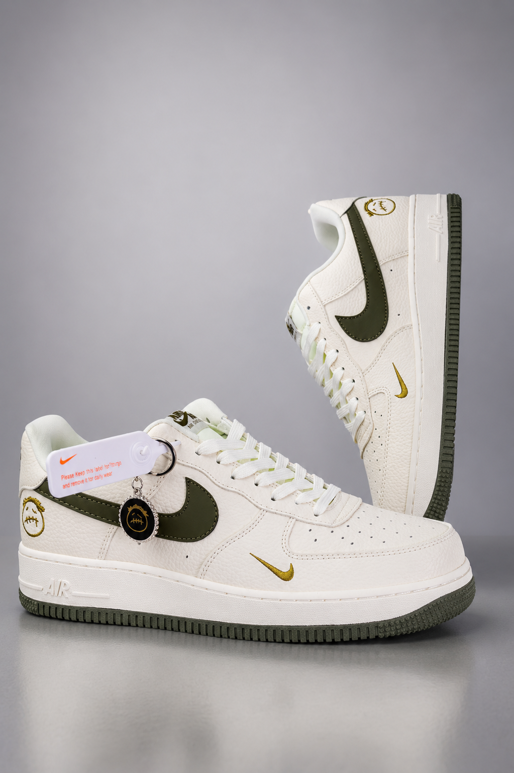 NK® Air Force 1 Low x Travis Scott "White/Olive"