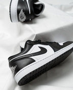 NK® Air Jrdn 1 Low "Black/White"