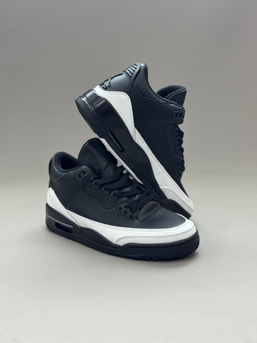 NK® Air JRDN 3 Retro "Black/White" "Black/White"