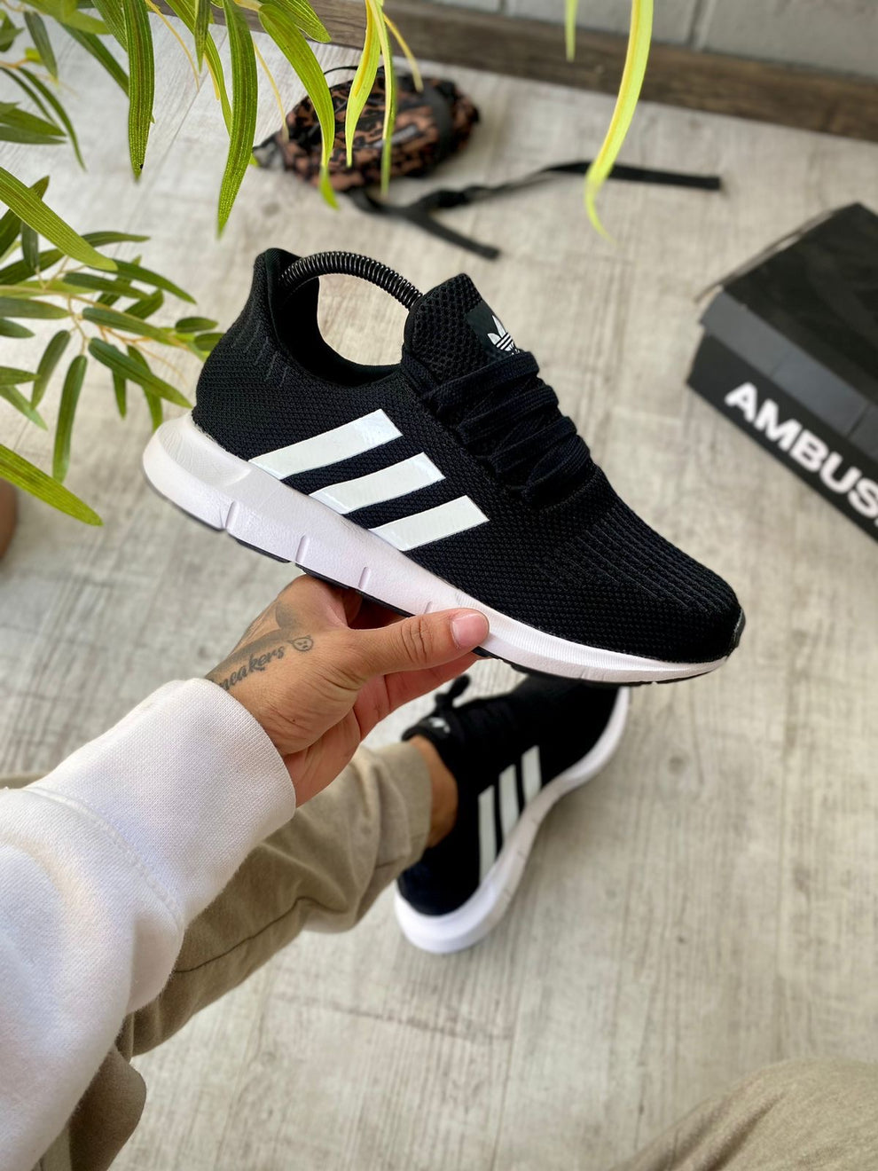 ADS® Swift Run "Black/White"
