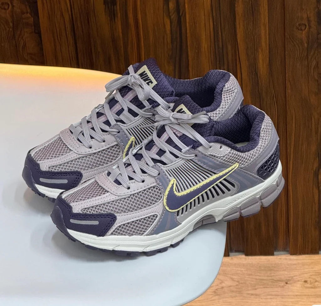 NK® Zoom Vomero 5 Violet Platinum