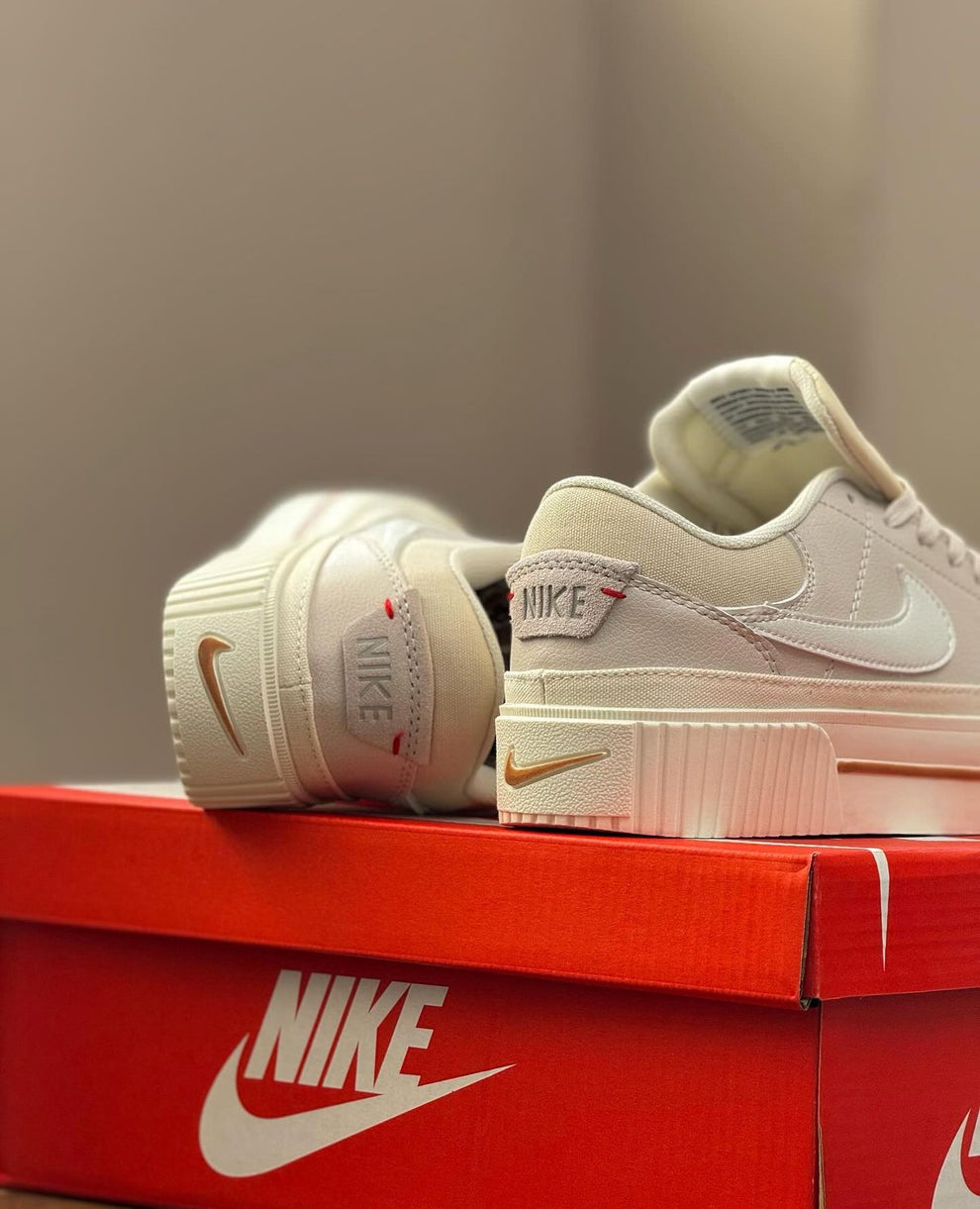 NK® Court Legacy Lift "Sail/White"