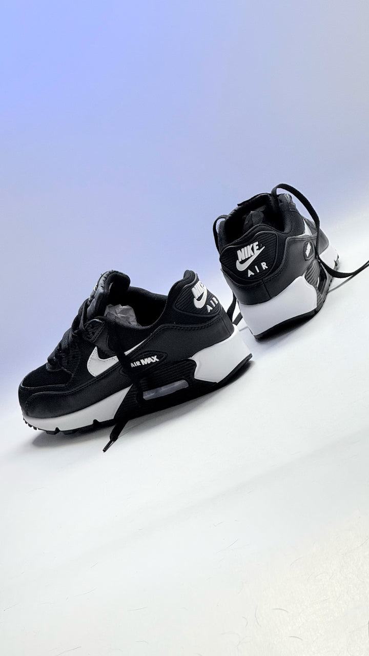 NK® Air Max 90 "Black/White"