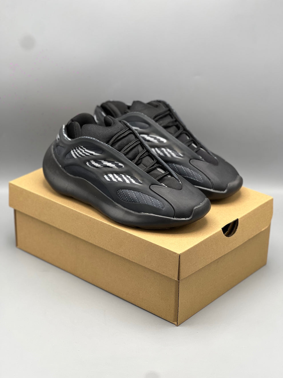 ADS® Yeezy 700 V3 "Alvah"