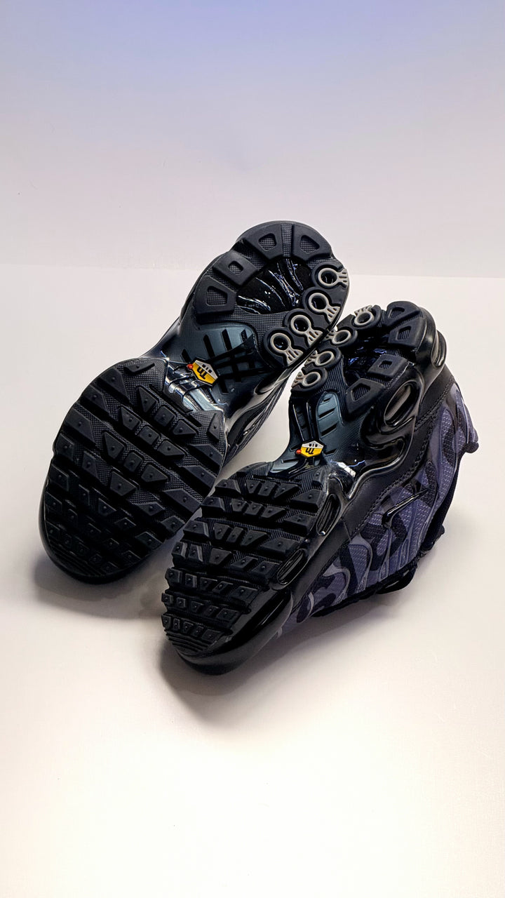 NIKE® Air Max Plus "PSG" Black/Grey