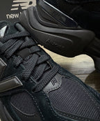 NB® 9060 "Triple Black".