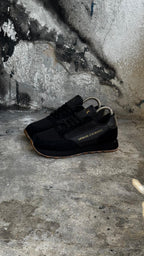 AX® Exchange "Black/Black"