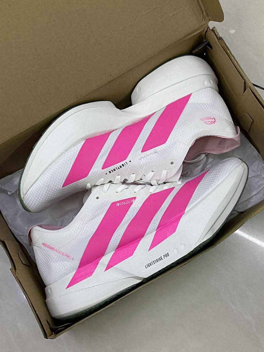 ADS® Adizero Adios Pro 4 "Cloud White / Lucid Pink"