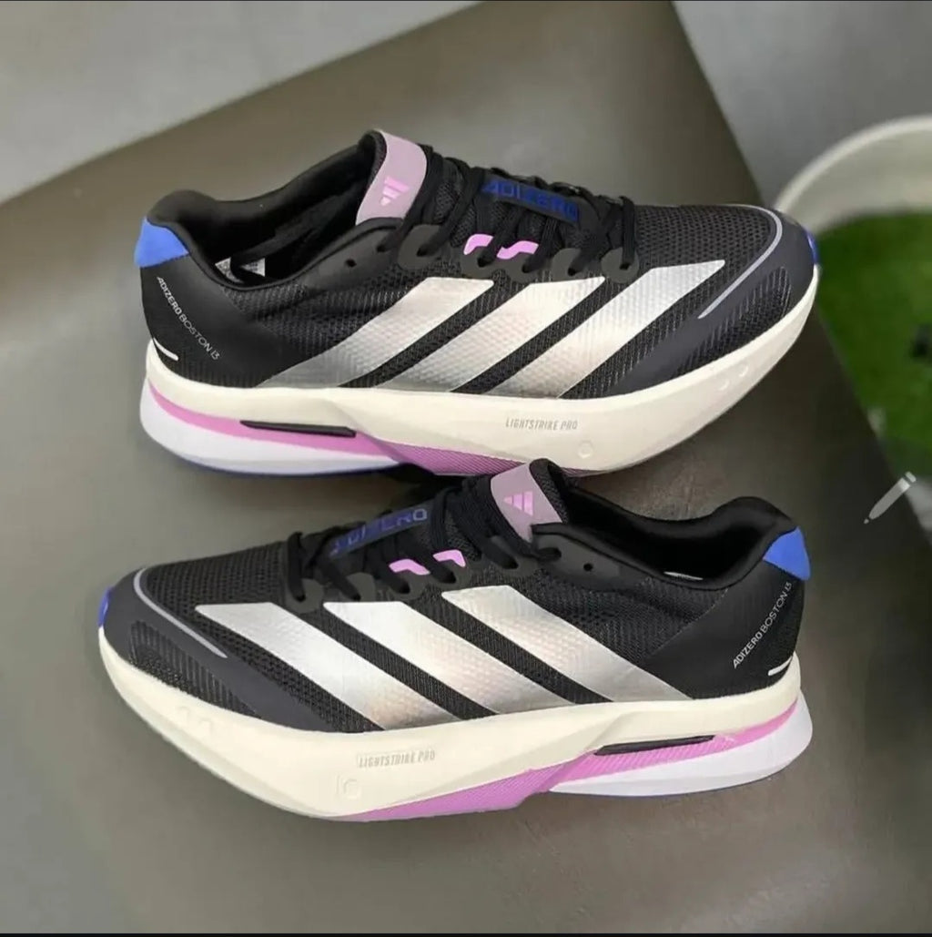 ADS® Adizero Boston 12 "Black / Silver Metallic"