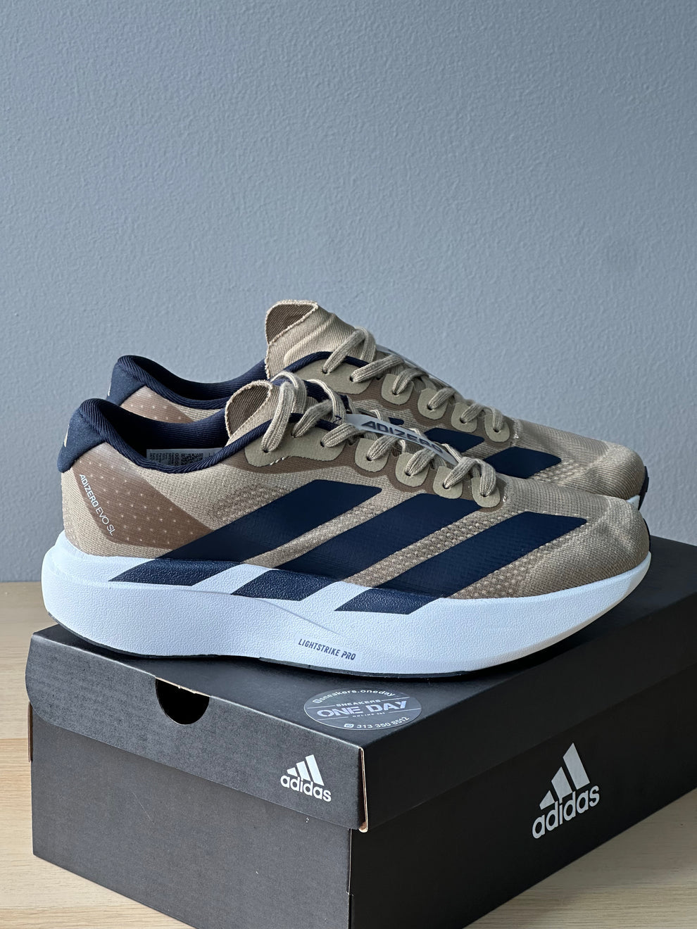ADS® Adizero Evo SL "Wonder Beige/Night Indigo"
