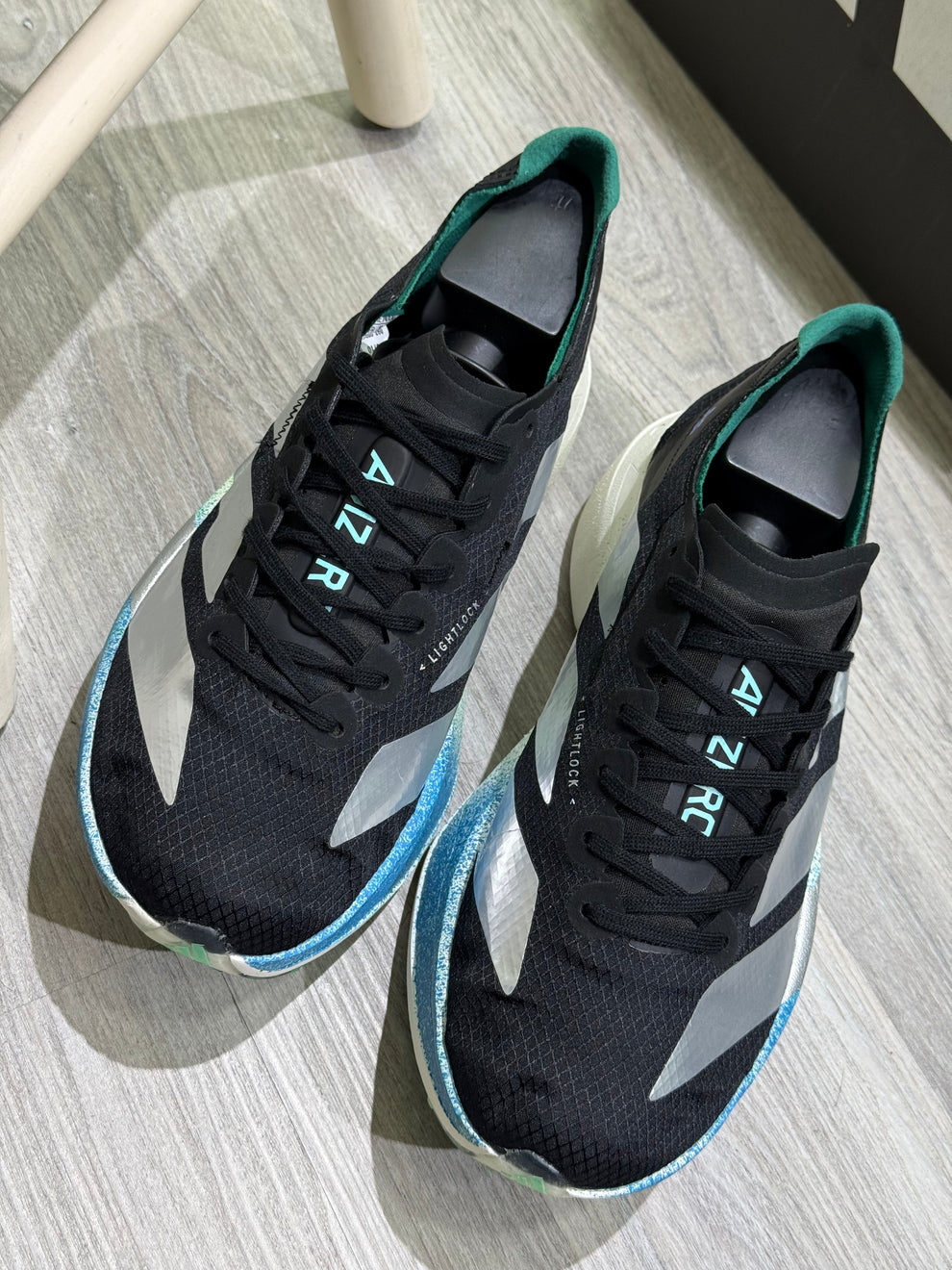 ADS® Adizero Adios Pro 4 "Core Black / Silver Metallic"