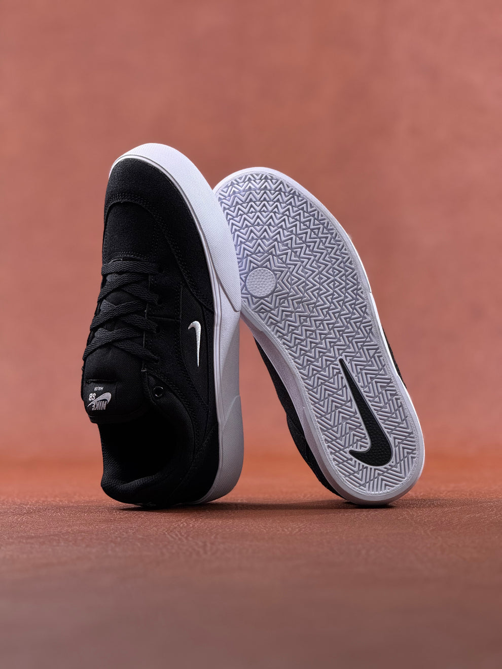 NK SB® Malor "Black/White"