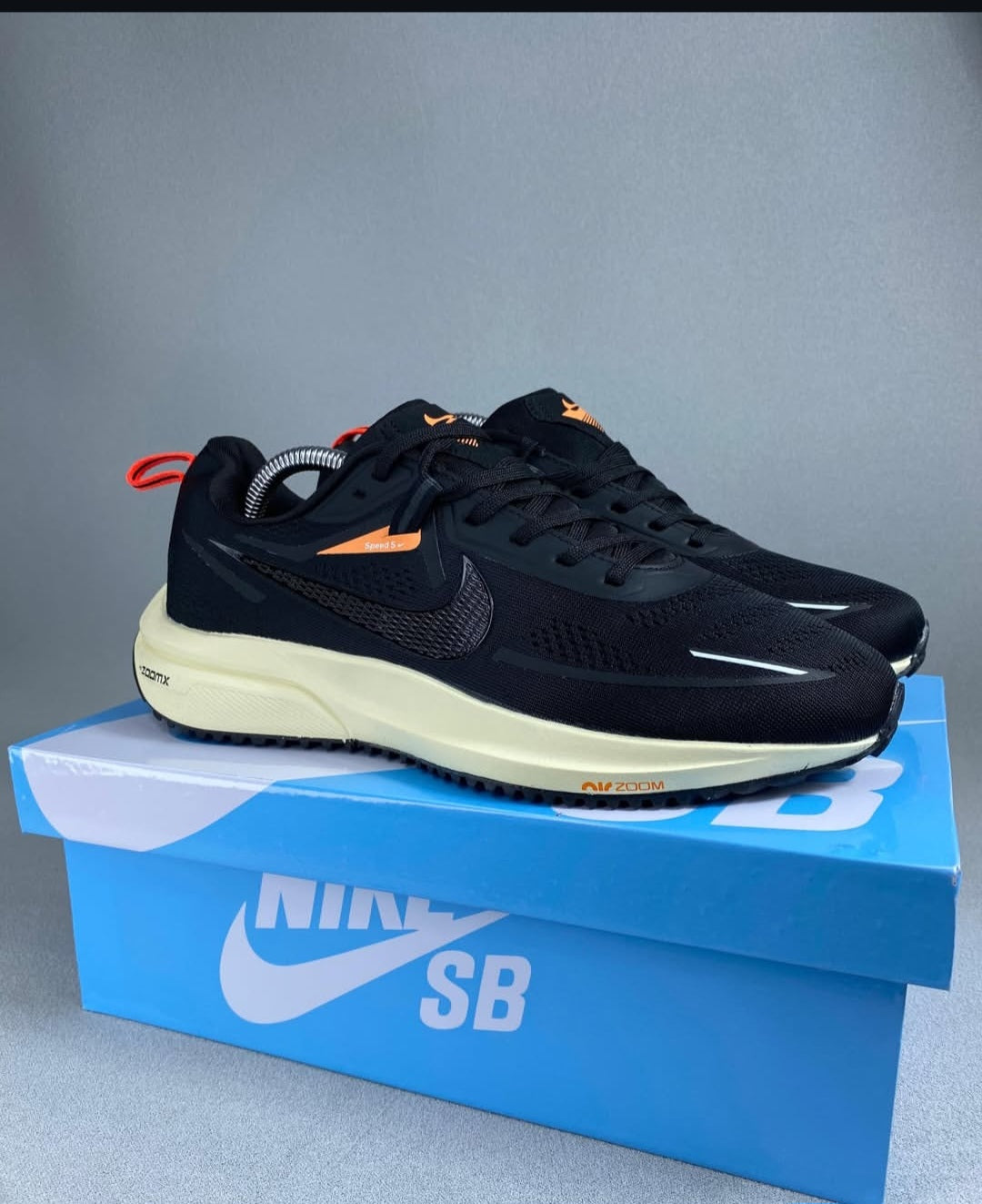 NK® Zoom Speed S "Black / Orange"