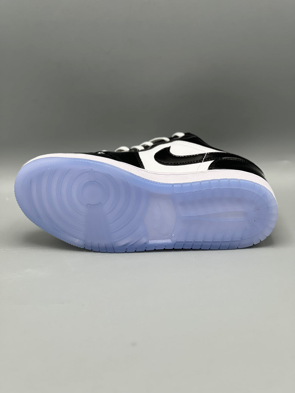 NK® Air JRDN 1 Low SE "Concord"