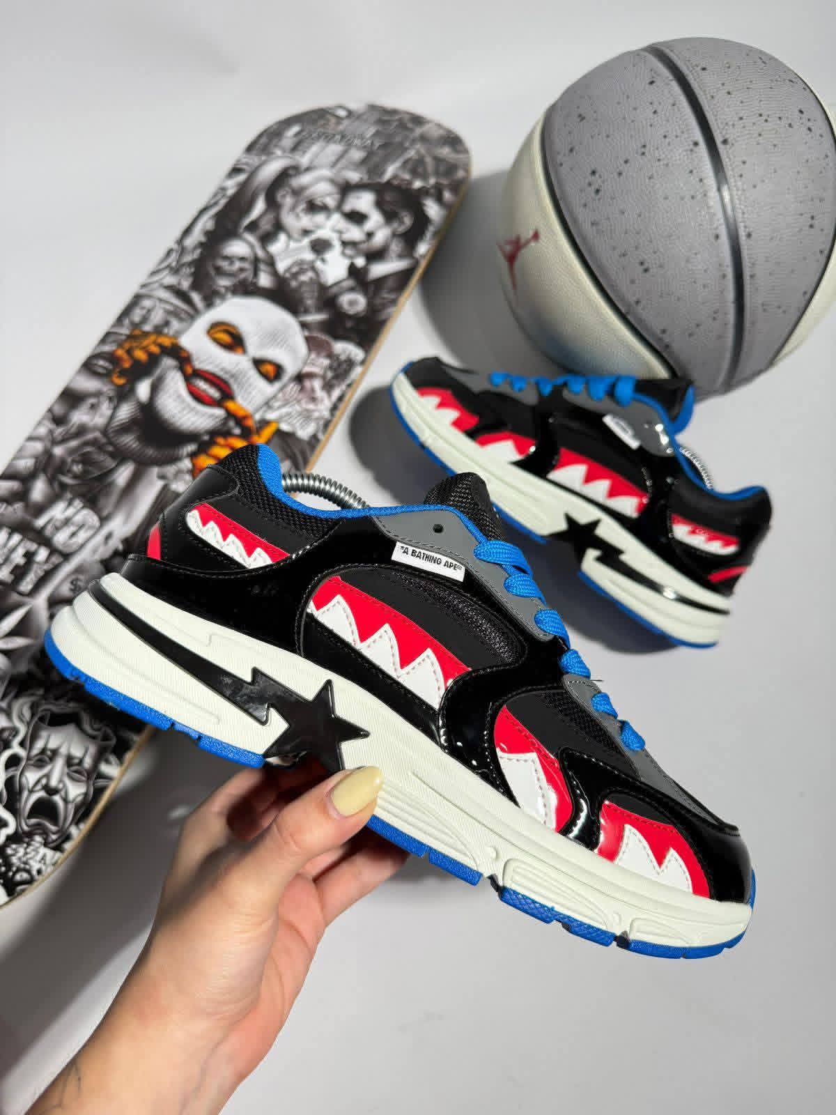 BP® Shark Sta "Patent Black Blue"