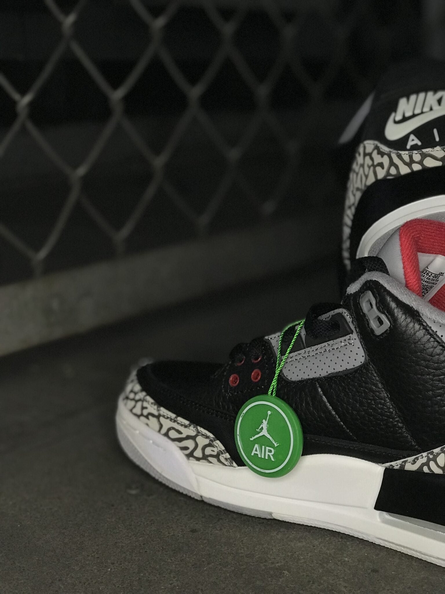 JRDN® 3 Retro "Black Cement"