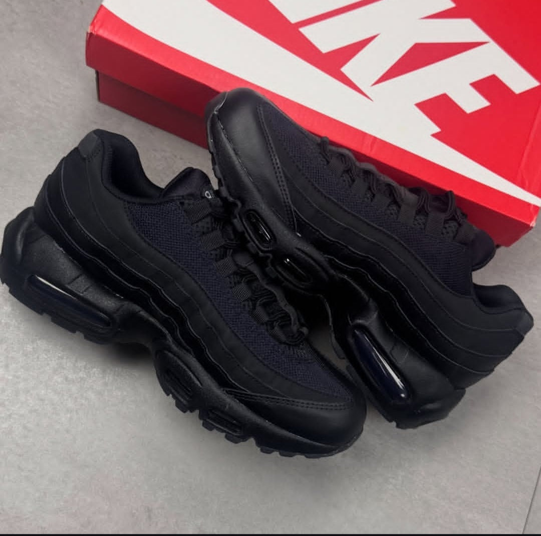 NK® Air Max 95 "Triple Black"