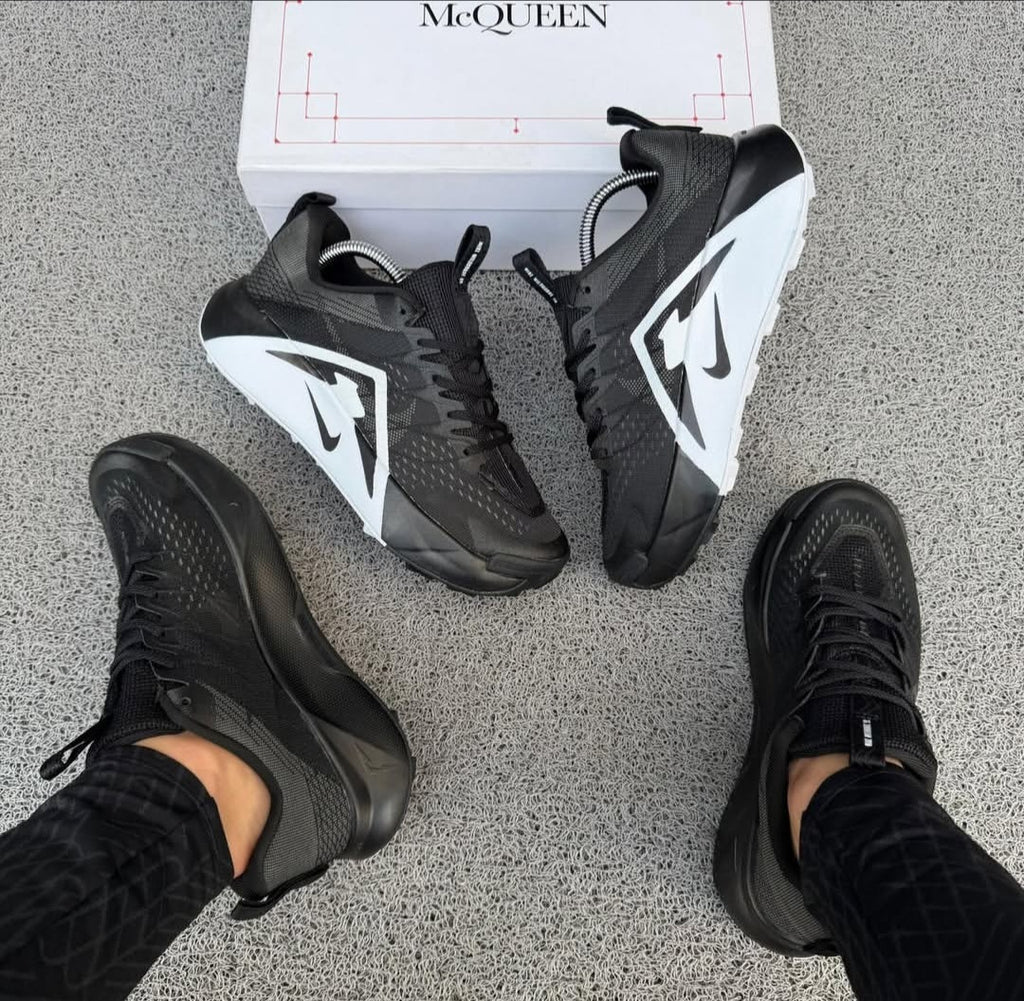 NK® Trail Sonora "White / Black"