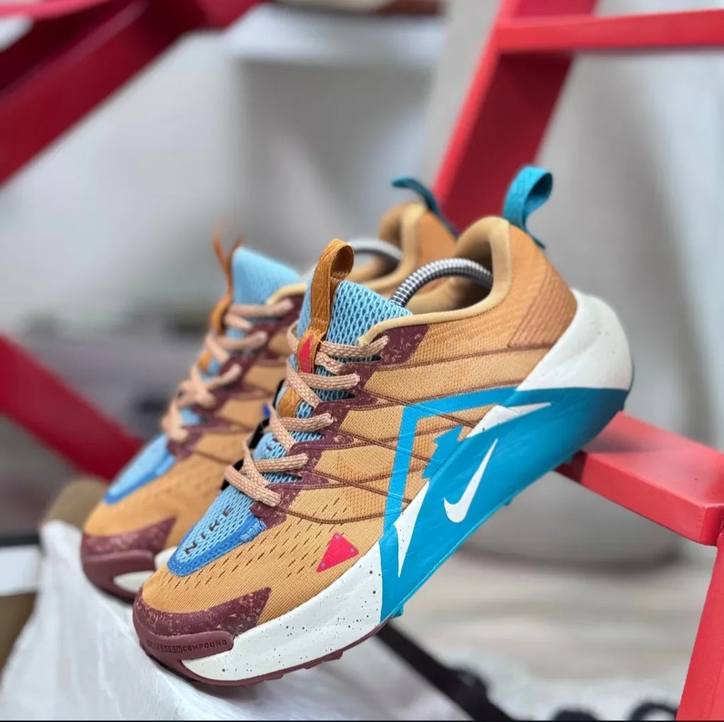 NK® Trail Wildhorse 8 "Wheat / Blue"