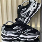 NB® Abzorb 2000 Black-Silver Metallic
