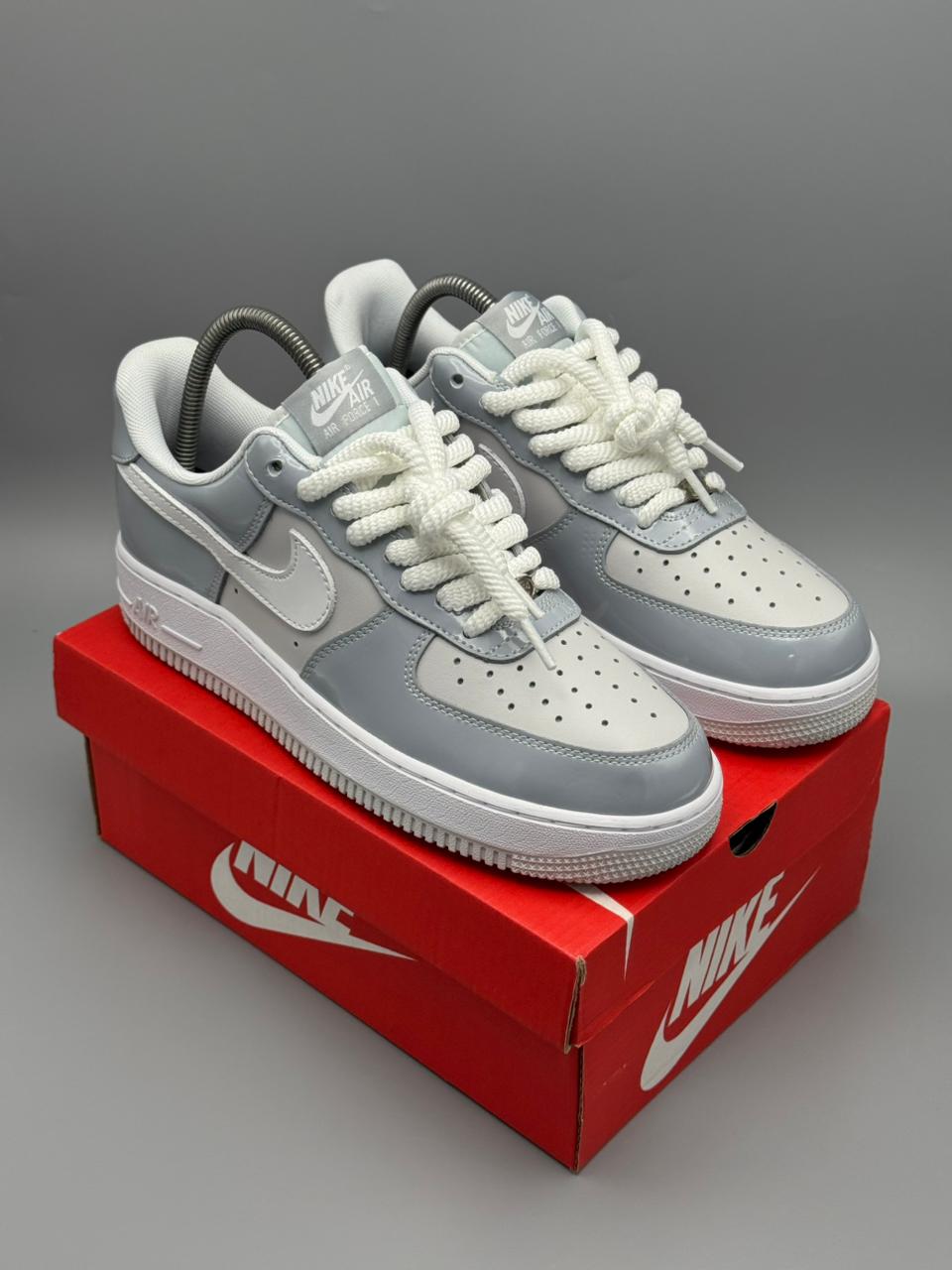 NK® AirForce 1 low '07 LV8 Grey