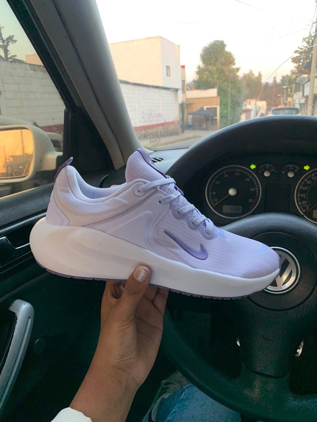 NK® In-Season TR 14 "Lilac"