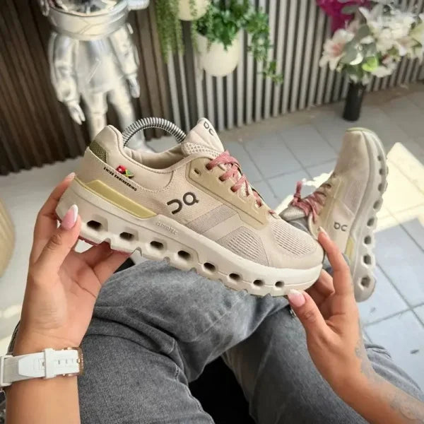 ONCLD® Cloudrunner 2 "Sand / Lime / Pink"