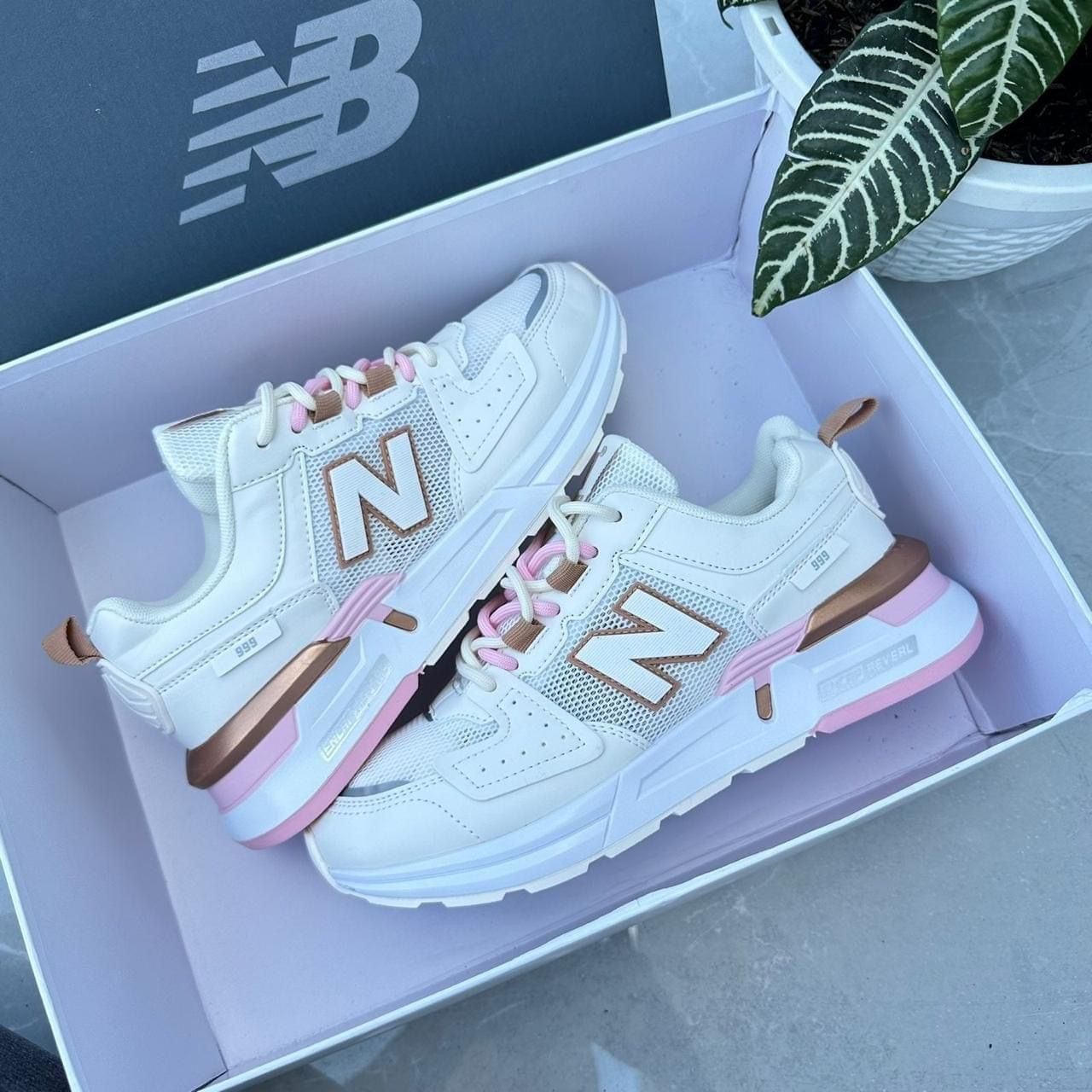 NB® 999 "Cream / Rose Gold"