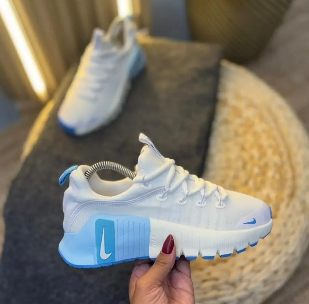 NK® Free Metcon 6 "Ocean Bliss"
