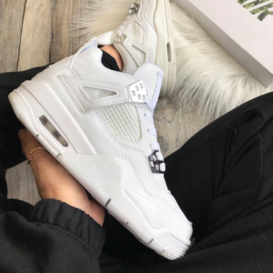 JRDN® 4 Retro "Pure Money"