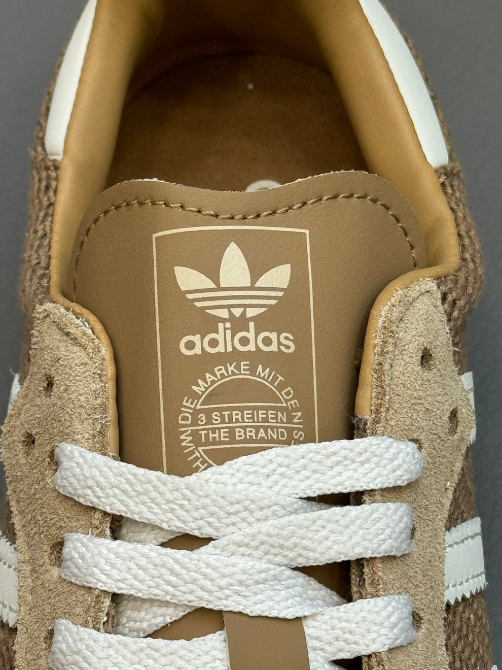 ADS® Samba OG "Cardboard / Chalk White"