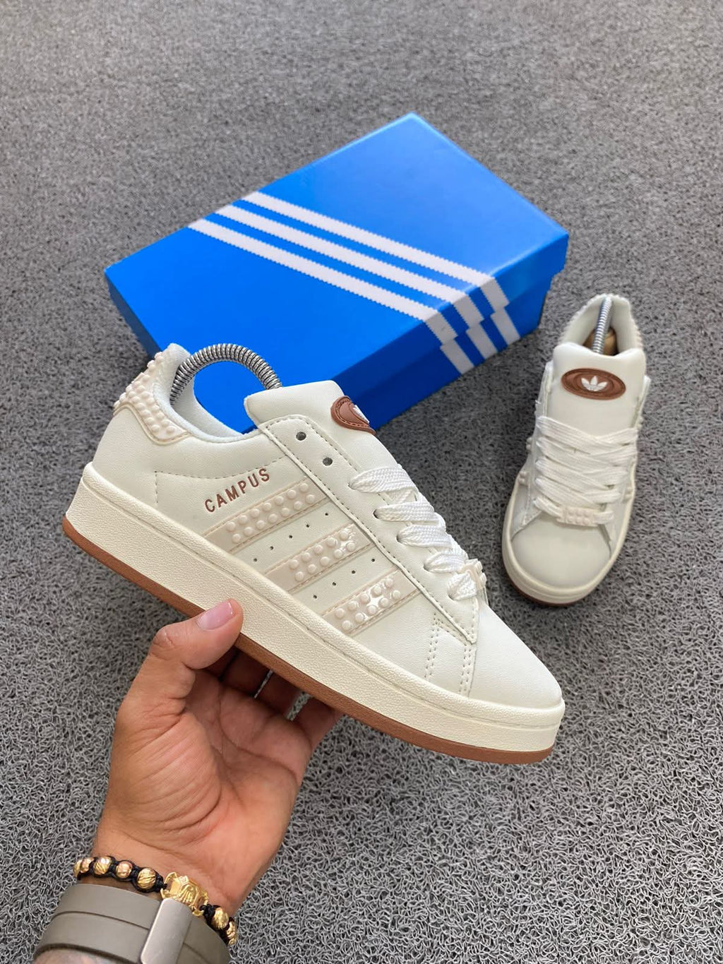 ADS® Campus 00s "Crystal White / Core Black"