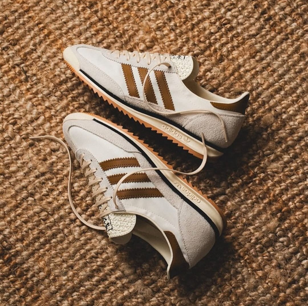 ADS® CREAM WHITE SL 72