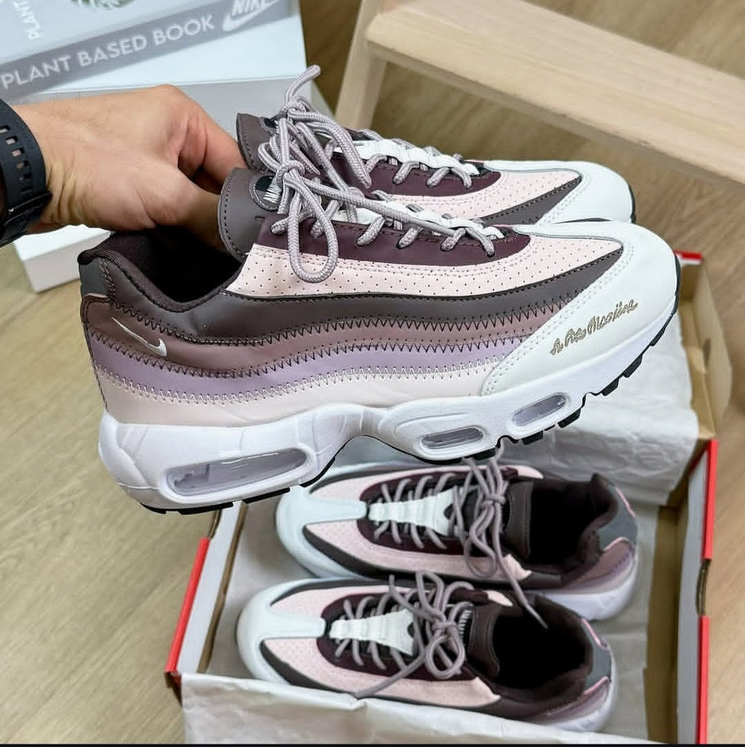 NK® Air Max 95 x A Ma Maniére "Diffused Taupe"