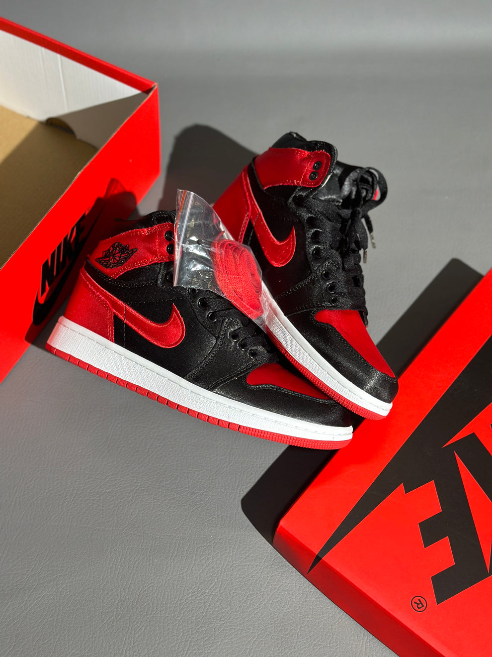 NK® Air JRDN 1 Retro High OG "Patent Bred"
