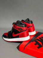 NK® Air JRDN 1 Retro High OG "Patent Bred"