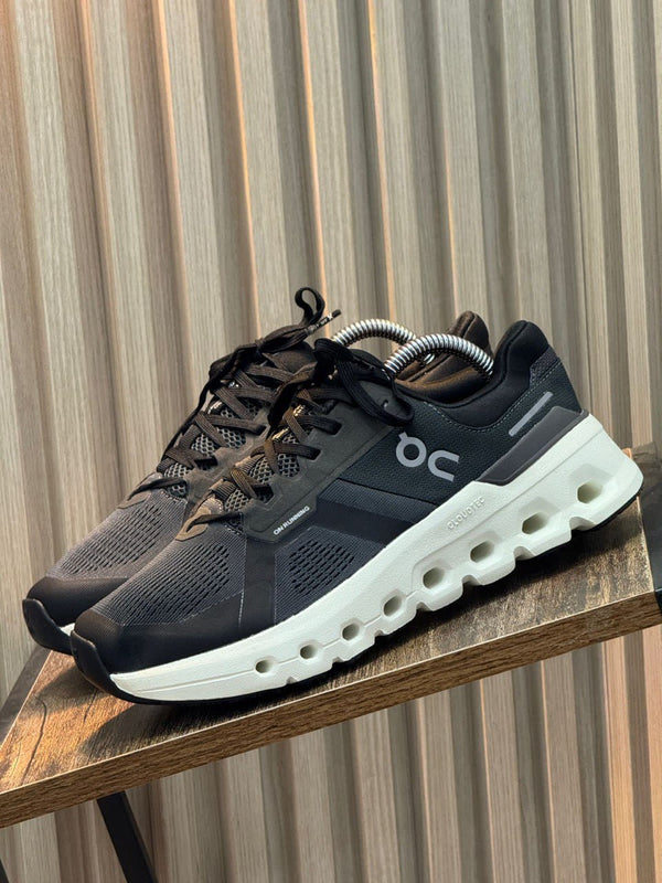 ONCLD® Cloudsurfer "All Black / White"