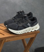 ONCLD® Cloudsurfer "All Black / White"