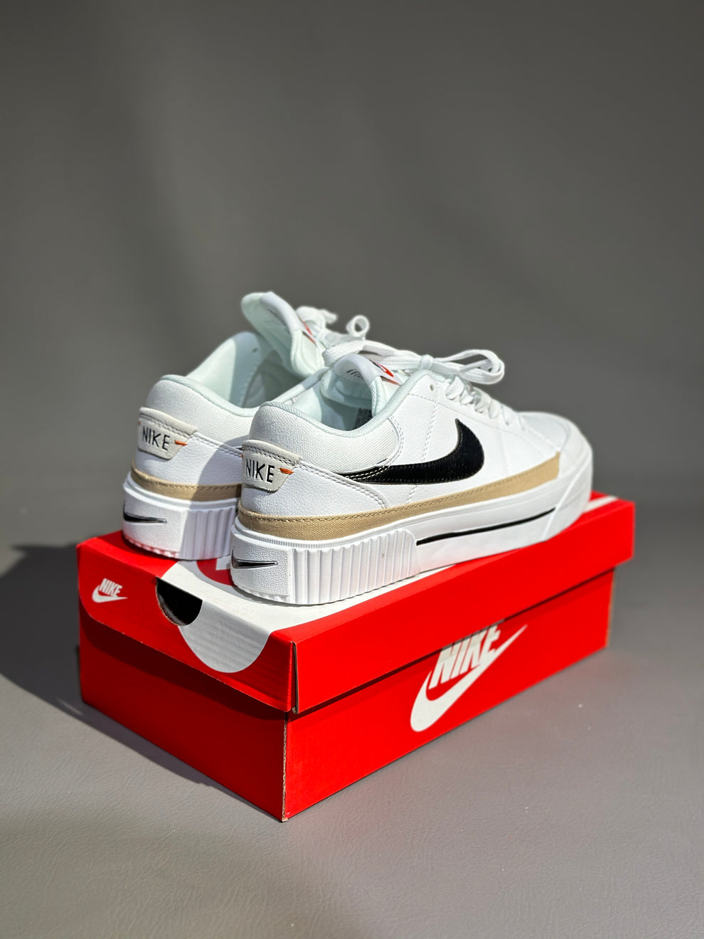 NK® Court Legacy Lift "White/Black/Sail"
