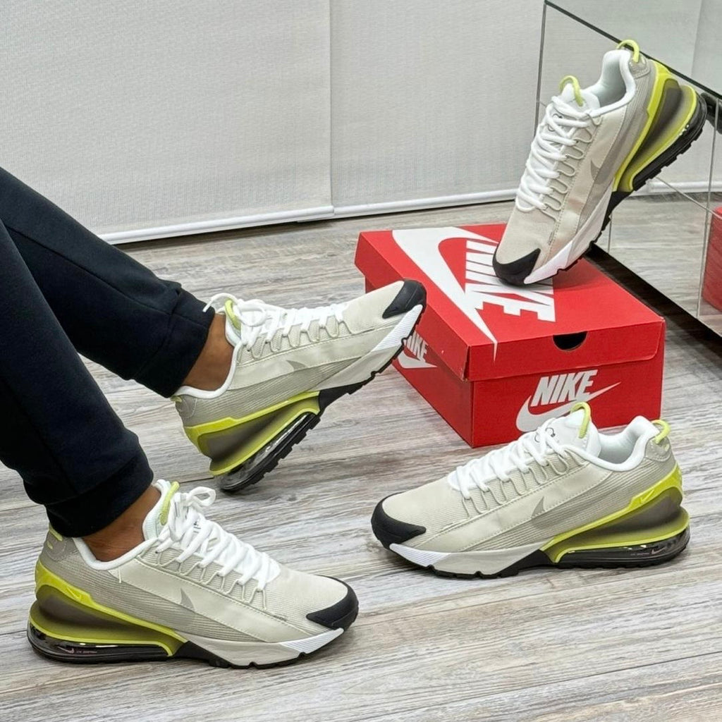 NK® AirMax Pulse Roam