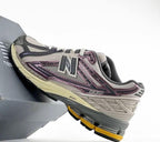 NB® 1906R "Licorice"