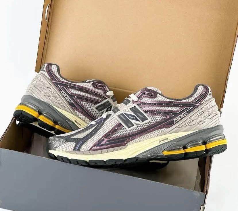 NB® 1906R "Licorice"