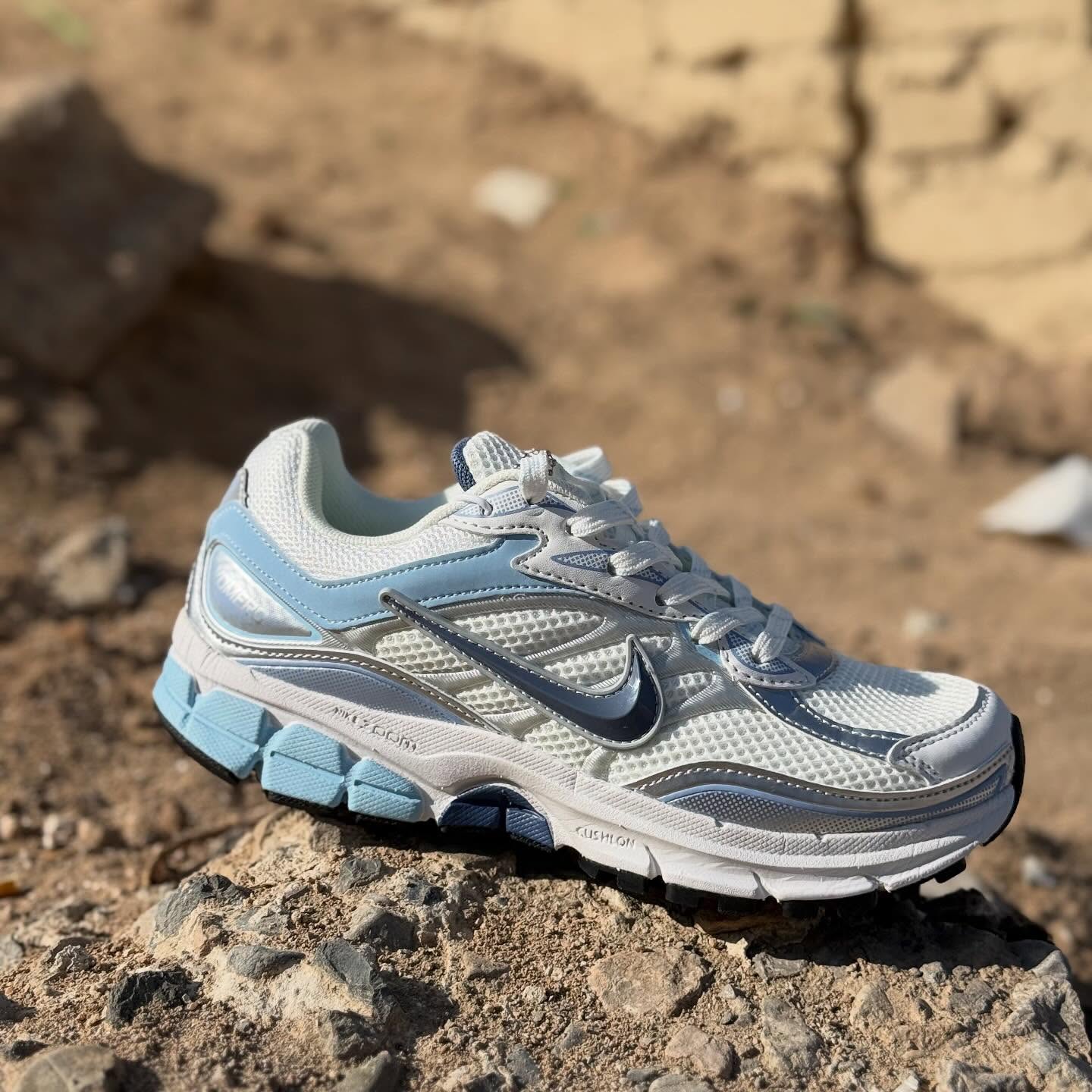 NK® VOMERO BLUE PLATINUM