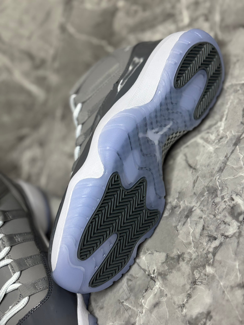 JRDN® 11 Retro "Cool Grey"