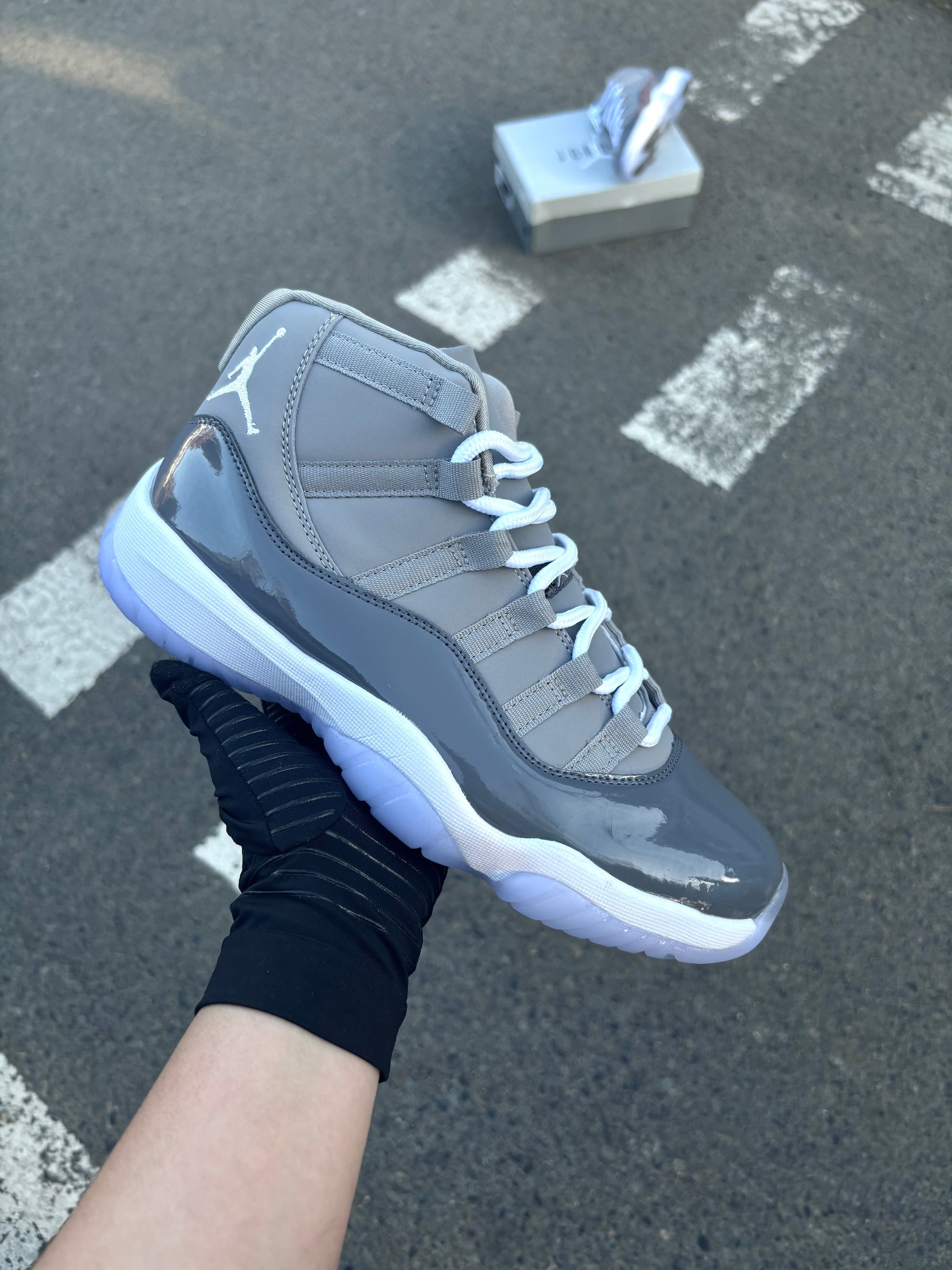JRDN® 11 Retro "Cool Grey"