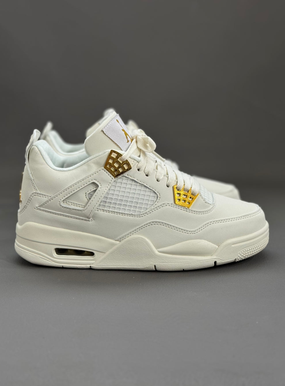 JRDN® 4 Retro "Metallic Gold"