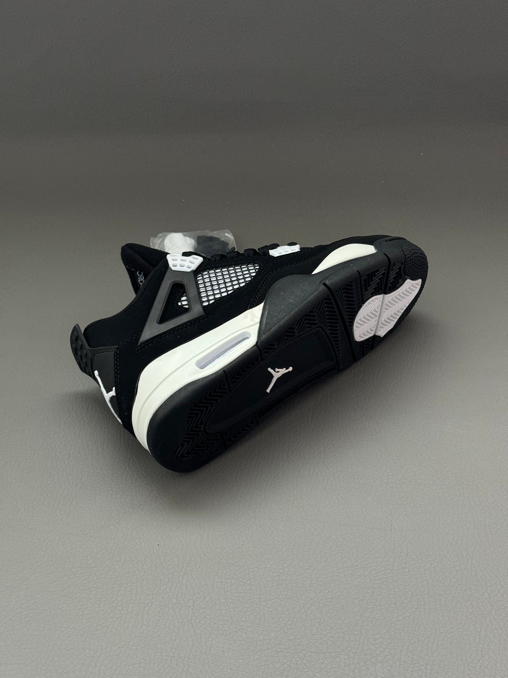 JRDN® 4 Retro "White Thunder"