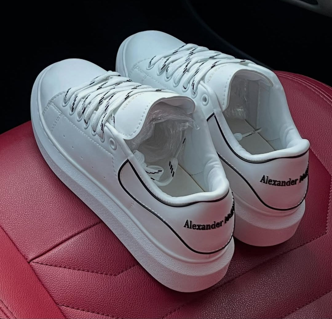 ALEXANDER MCQ® Oversized Sneaker "White/Black Heel"